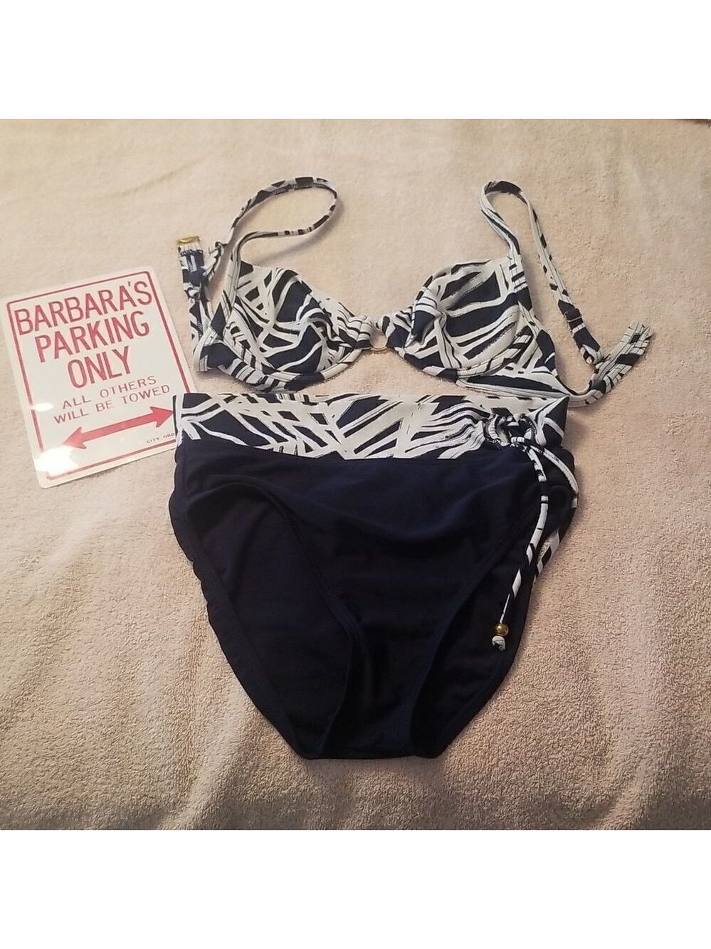 2 piece swimsuit Sz 8